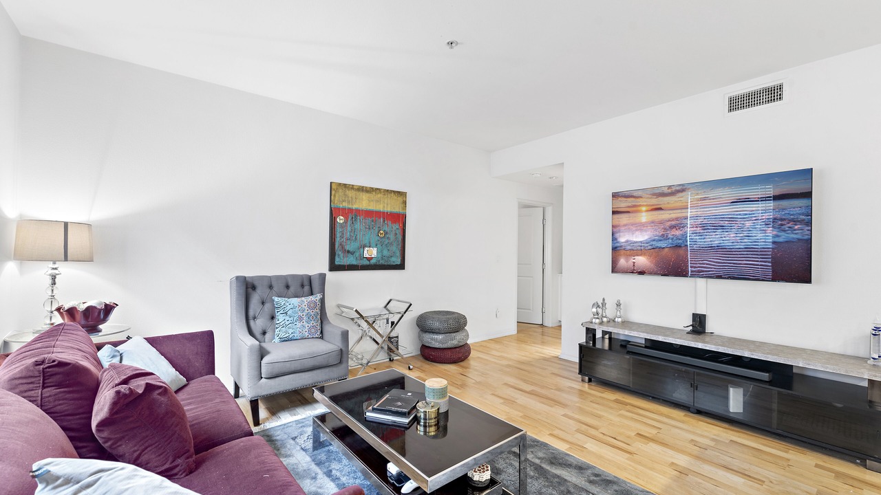 Photo of Livingroom in Airport Area