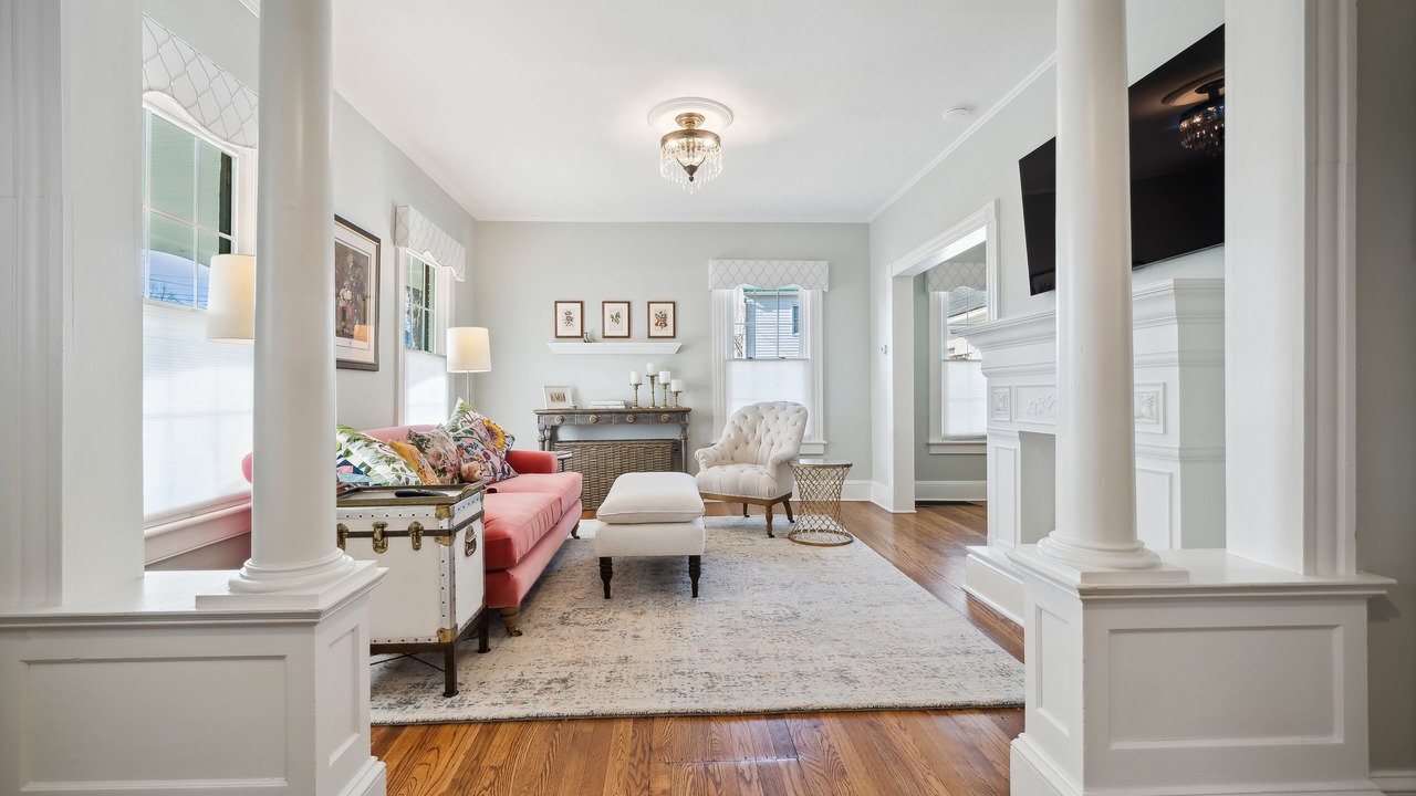 Photo of Livingroom in Warwick