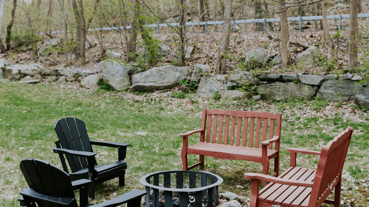 Photo of Outdoor in Holmes