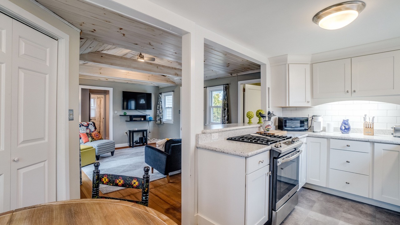Photo of Kitchen in Keuka Park