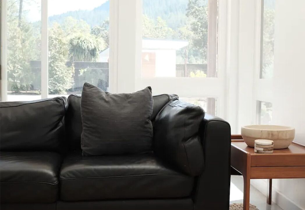 Photo of Livingroom in Gasquet