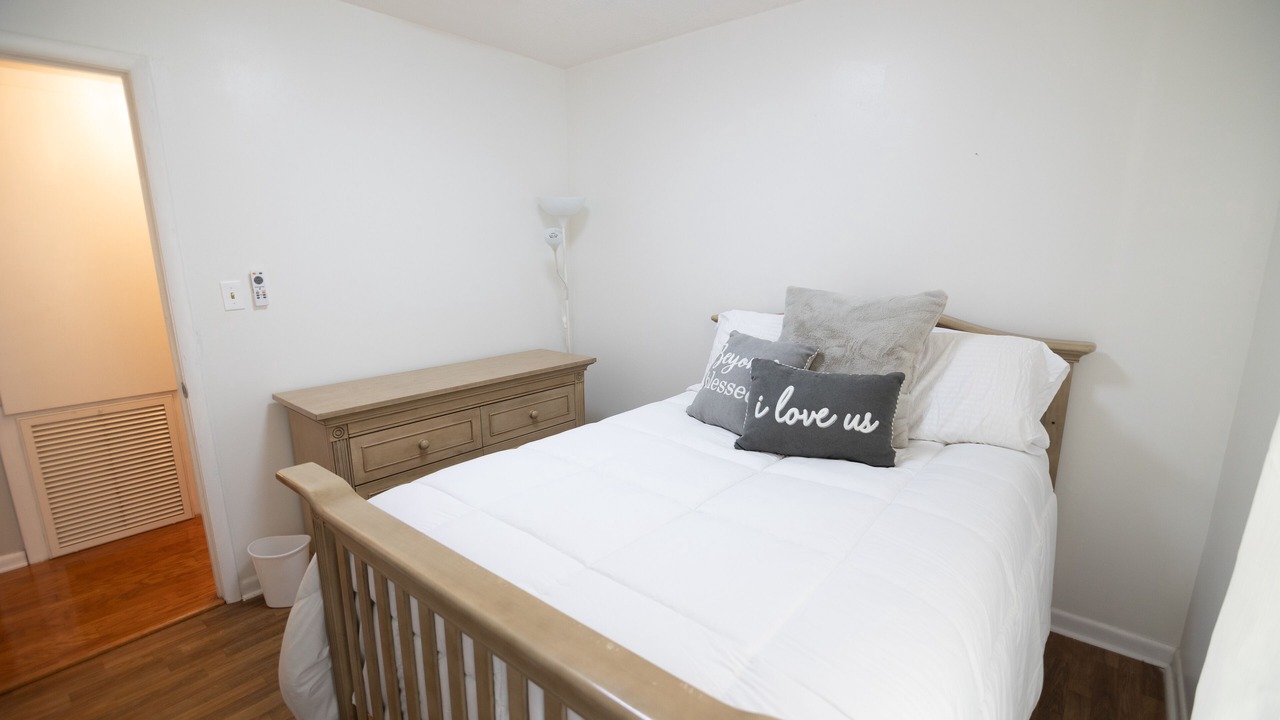 Photo of Bedroom in Ozark