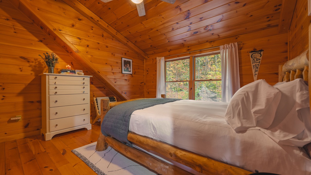 Photo of Bedroom in Livingston Manor