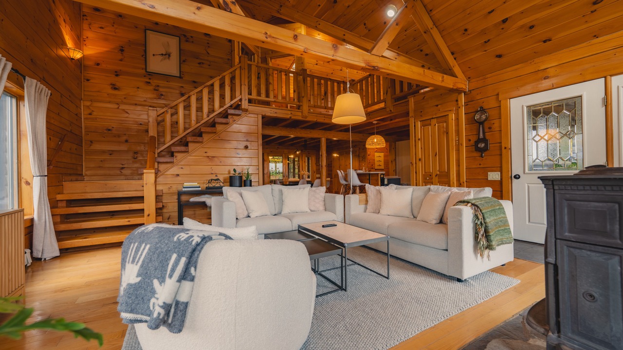 Photo of Livingroom in Livingston Manor
