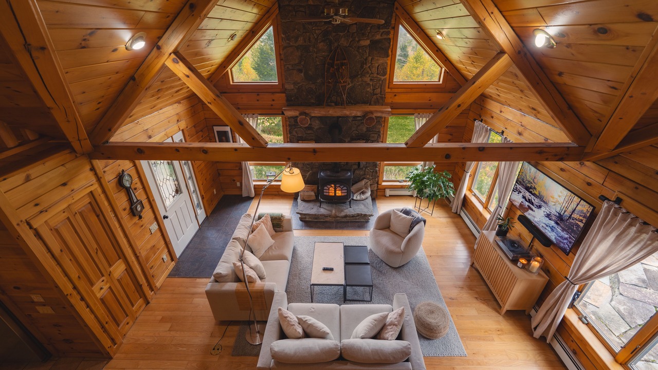 Photo of Livingroom in Livingston Manor