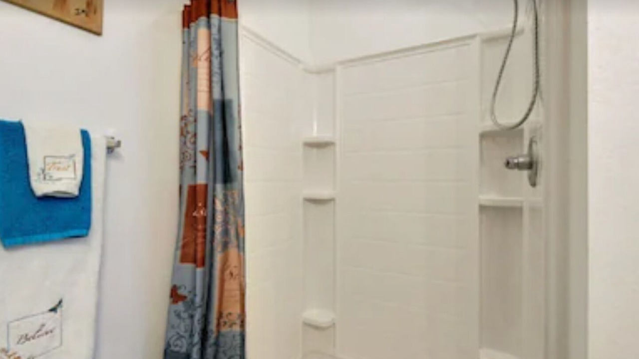 Photo of Bathroom in Bay St Louis