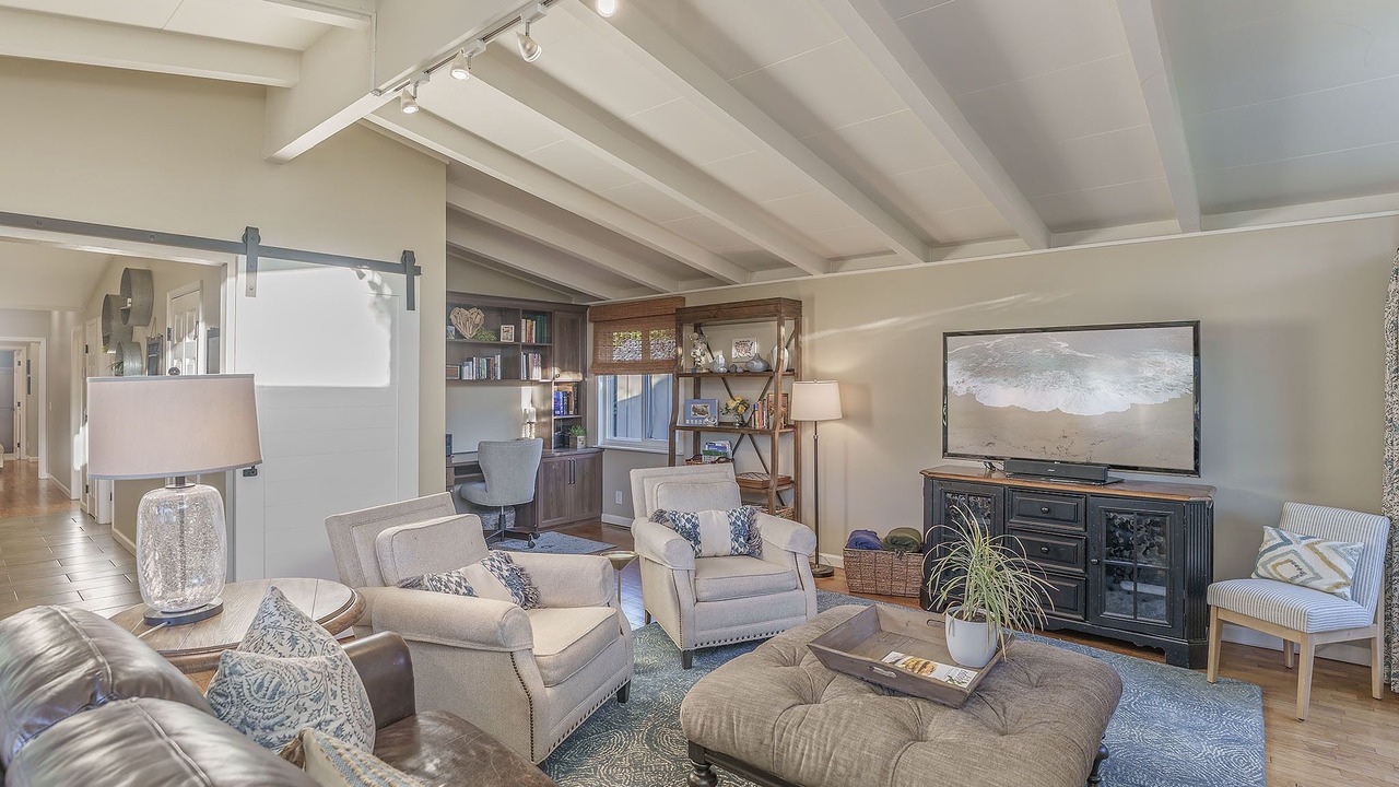 Photo of Bedroom in Mission Fields