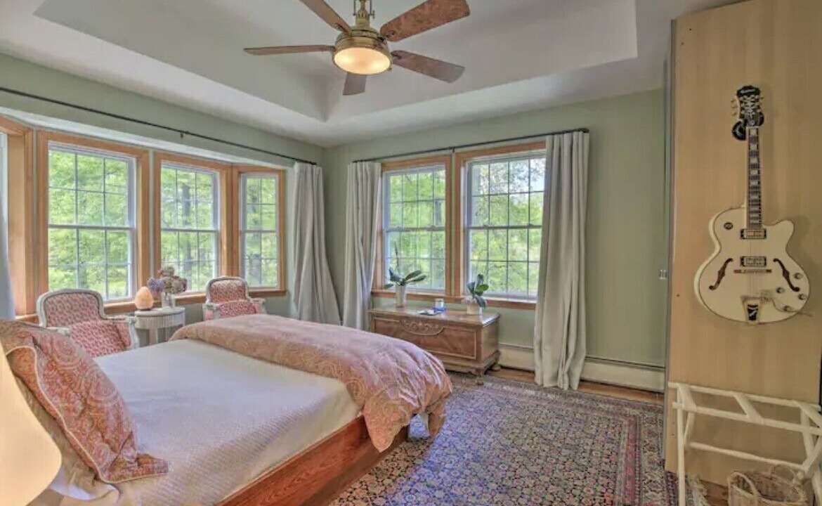 Photo of Bedroom in Gardiner