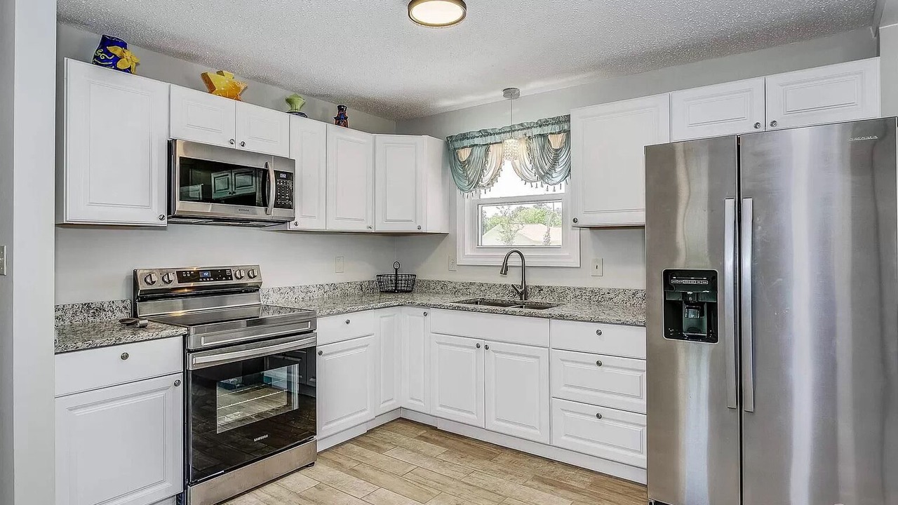 Photo of Kitchen in Myrtle Grove