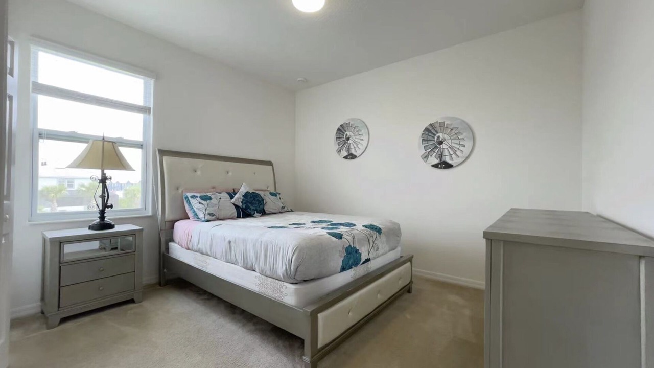 Photo of Bedroom in Loughman