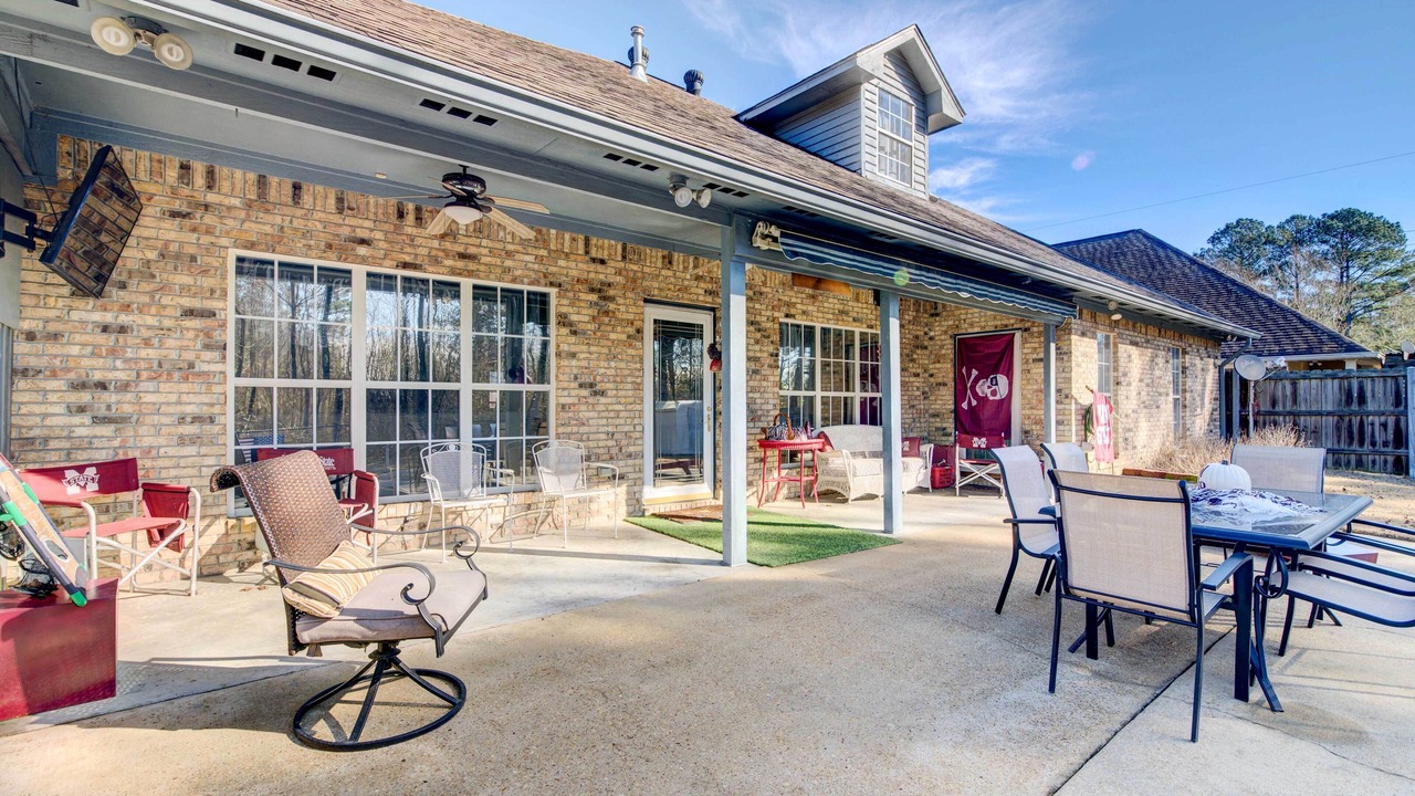 Photo of Outdoor in Starkville