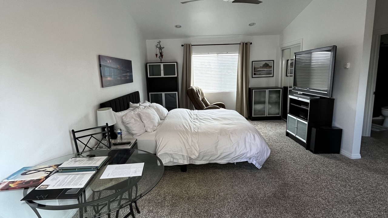 Photo of Bedroom in Huntington Beach