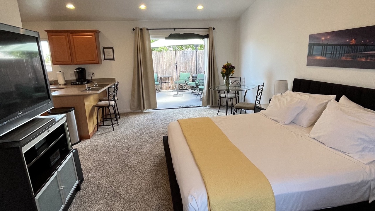 Photo of Bedroom in Huntington Beach