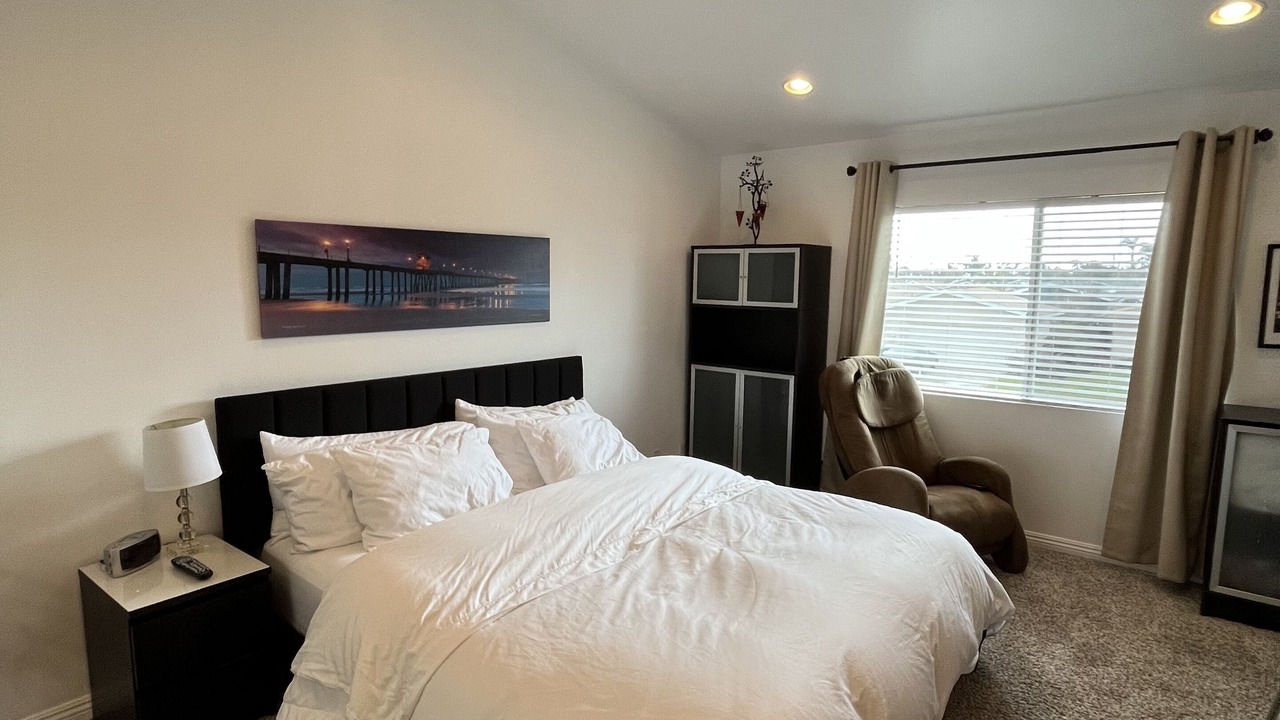 Photo of Bedroom in Huntington Beach