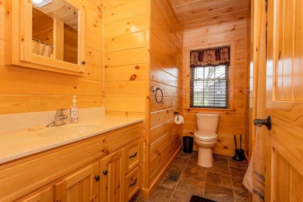 Photo of Bathroom in Oaks Corners