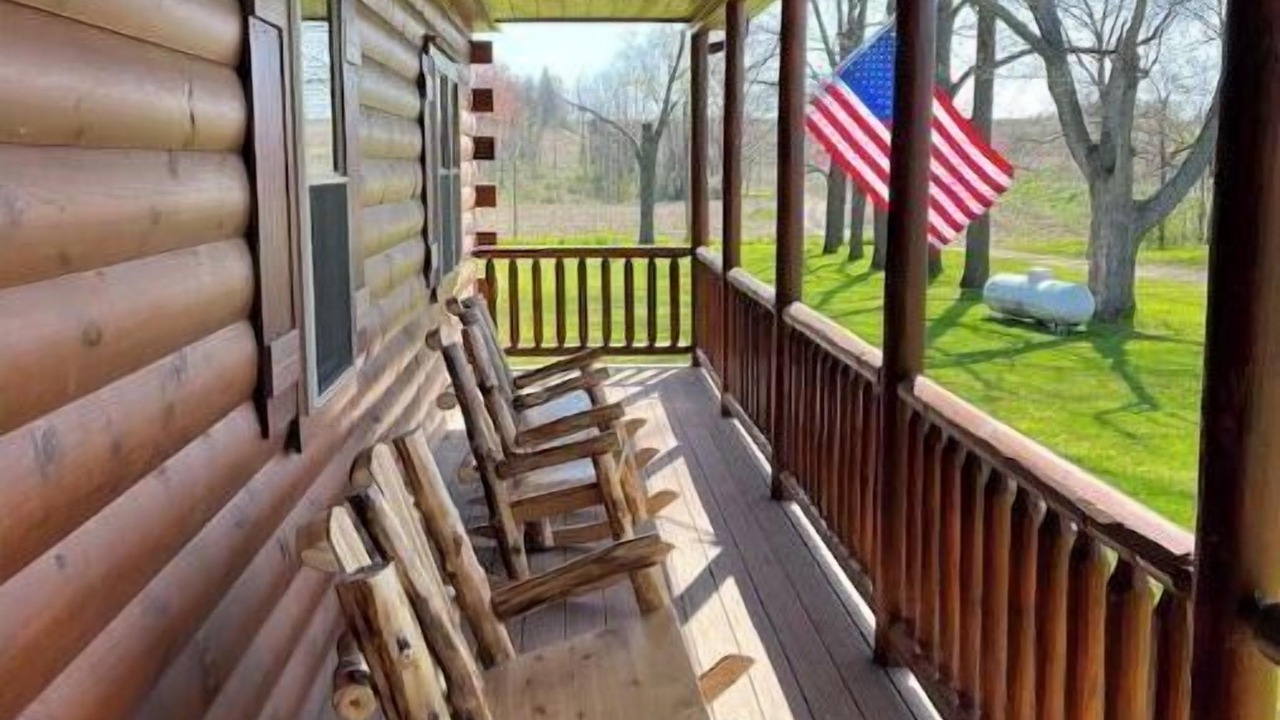 Photo of Patio Balcony in Oaks Corners