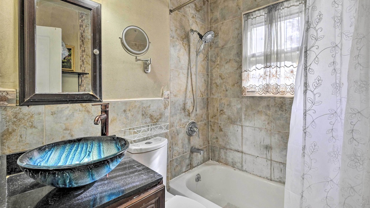 Photo of Bathroom in Jericho