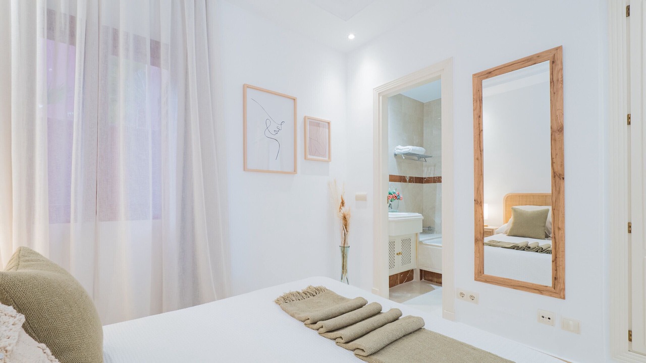 Photo of Bedroom in Nikki Beach