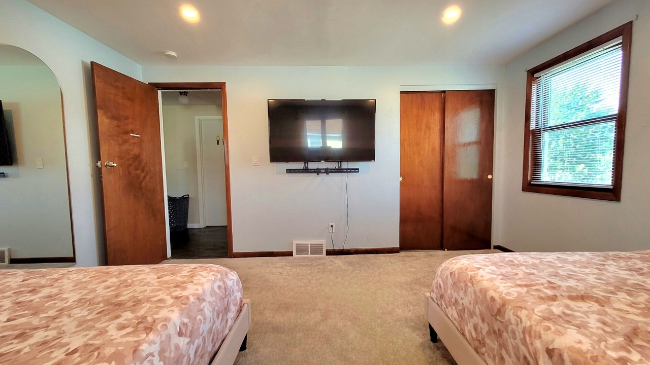 Photo of Bedroom in Spring Brook