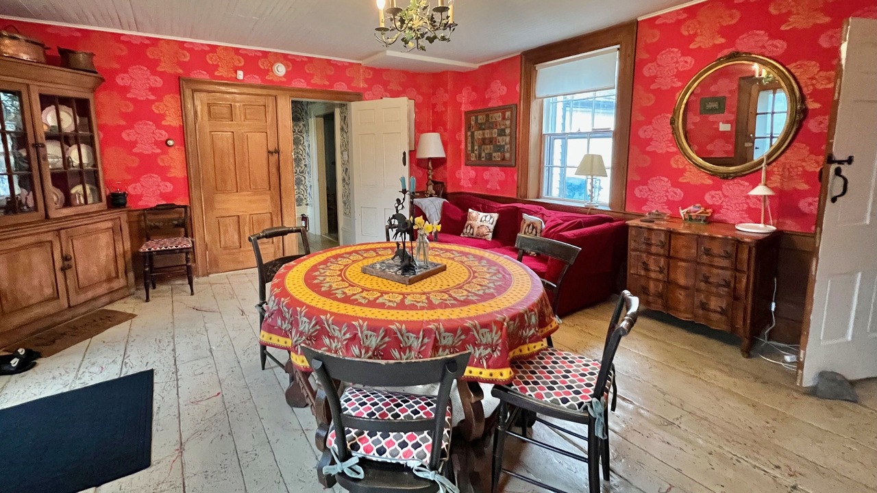 Photo of Livingroom in King