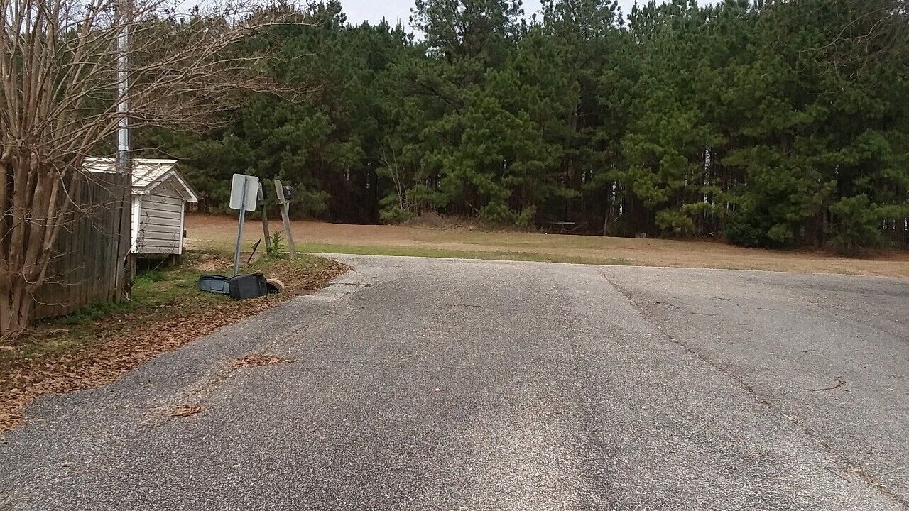 Photo of Others in Abbeville