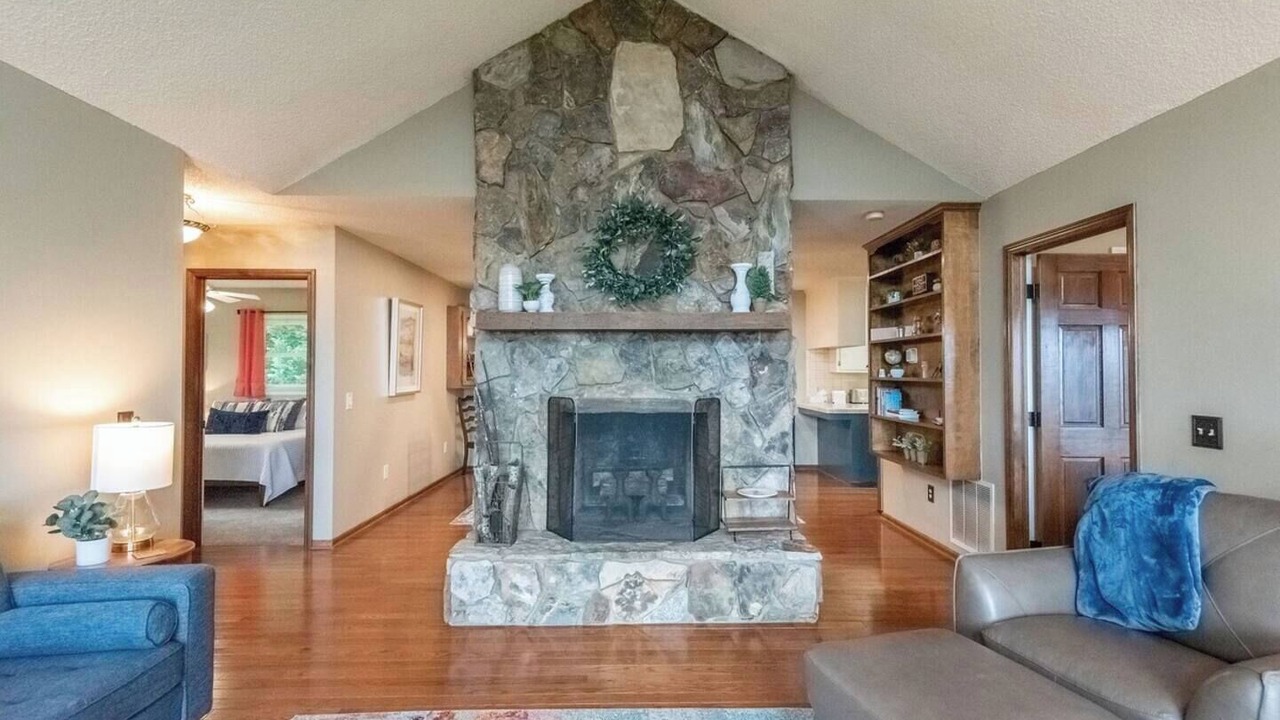 Photo of Livingroom in Moravian Falls