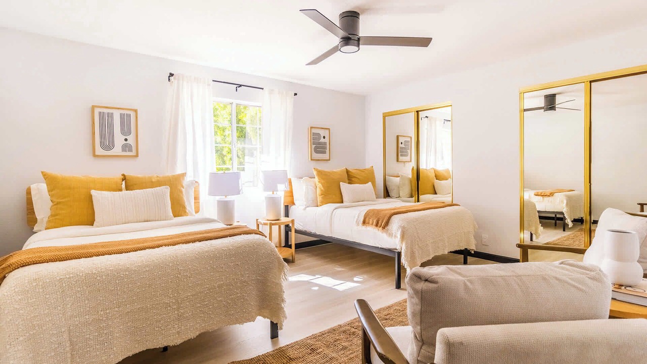 Photo of Bedroom in Desert Park Estates
