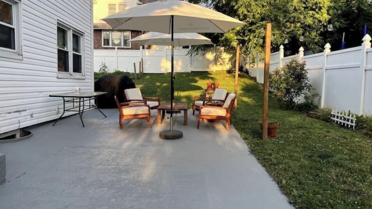 Photo of Patio Balcony in Teaneck