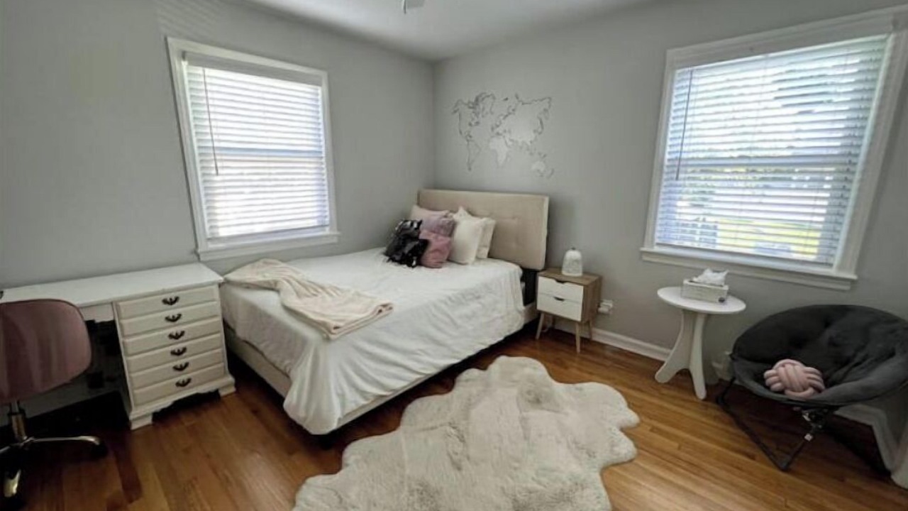 Photo of Bedroom in Teaneck