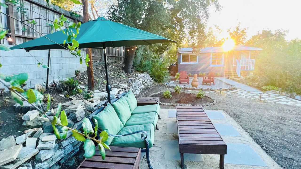 Photo of Patio Balcony in Calabasas