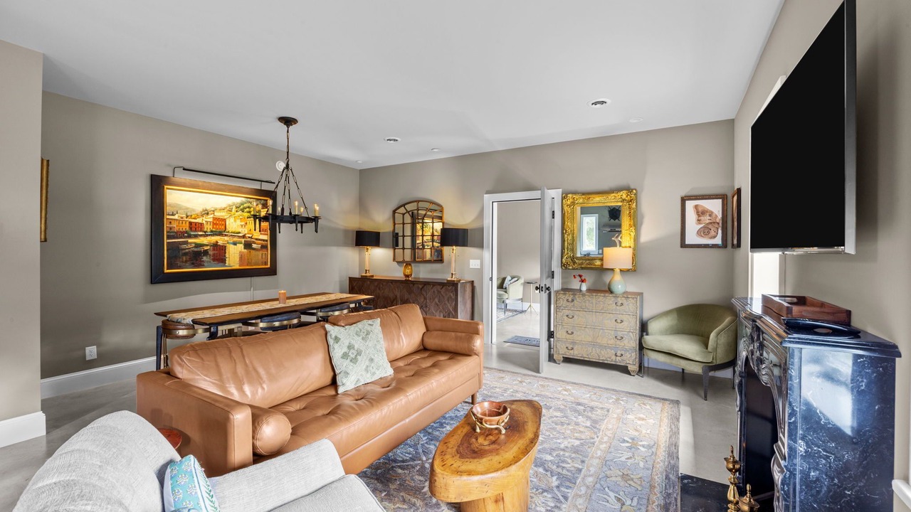 Photo of Livingroom in Core Creek