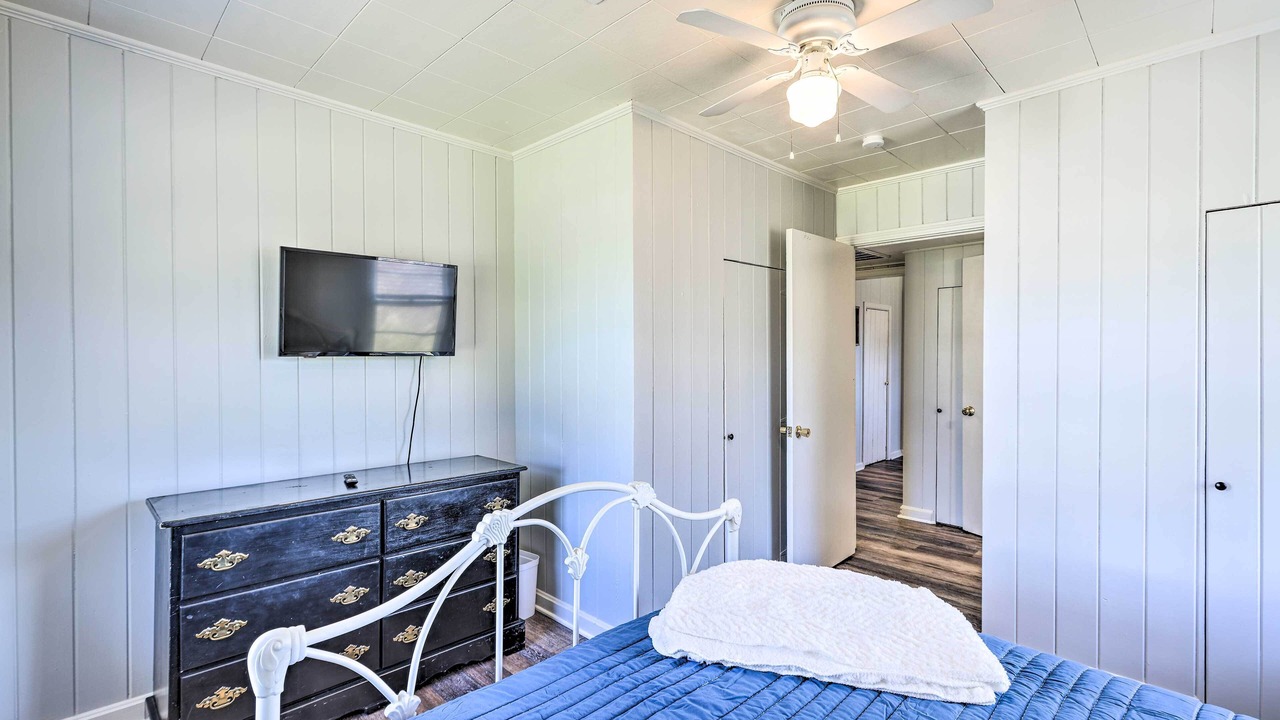 Photo of Bedroom in Forest Lake