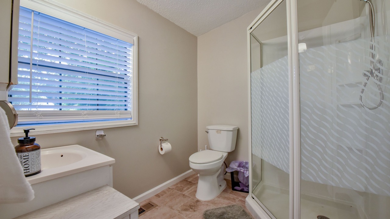Photo of Bathroom in Tuscaloosa