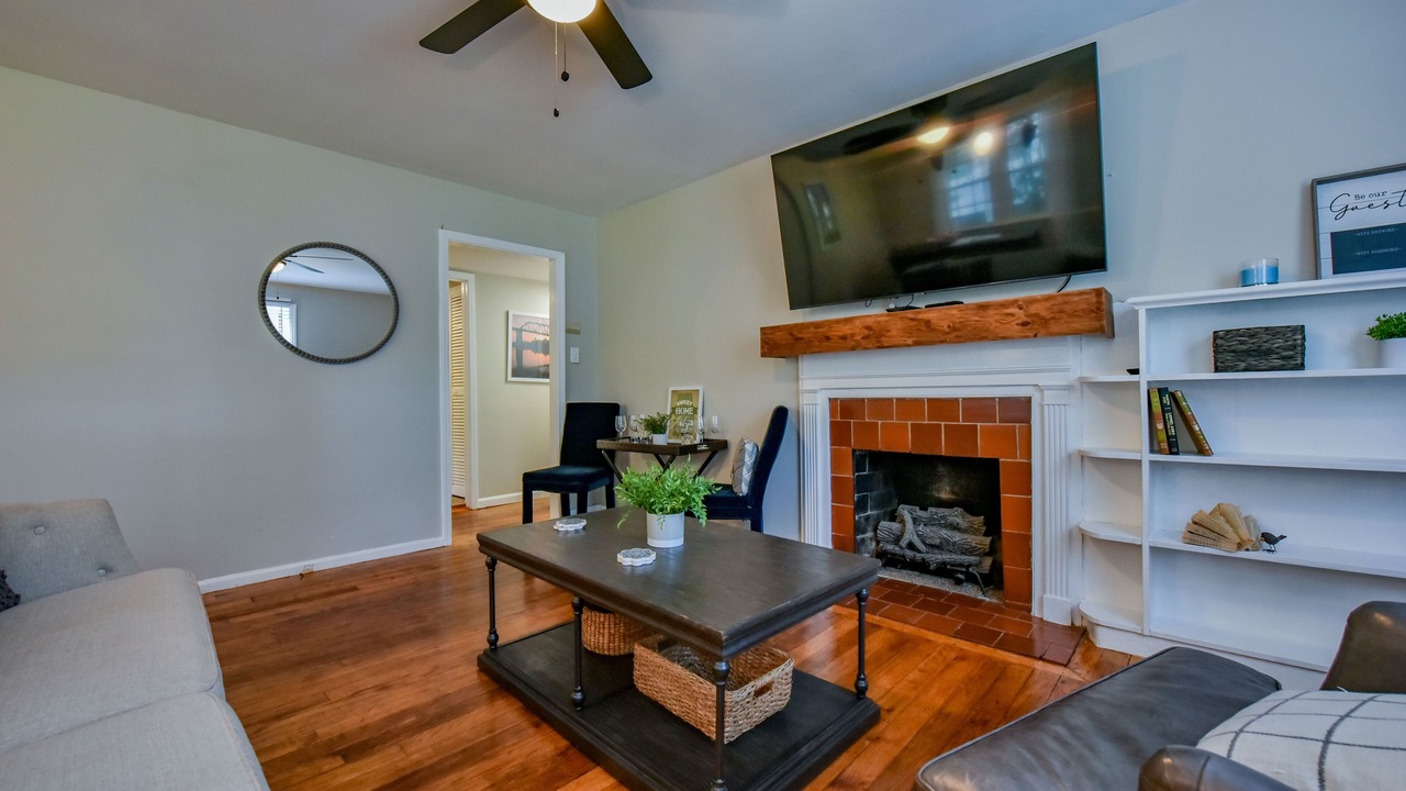 Photo of Livingroom in Tuscaloosa