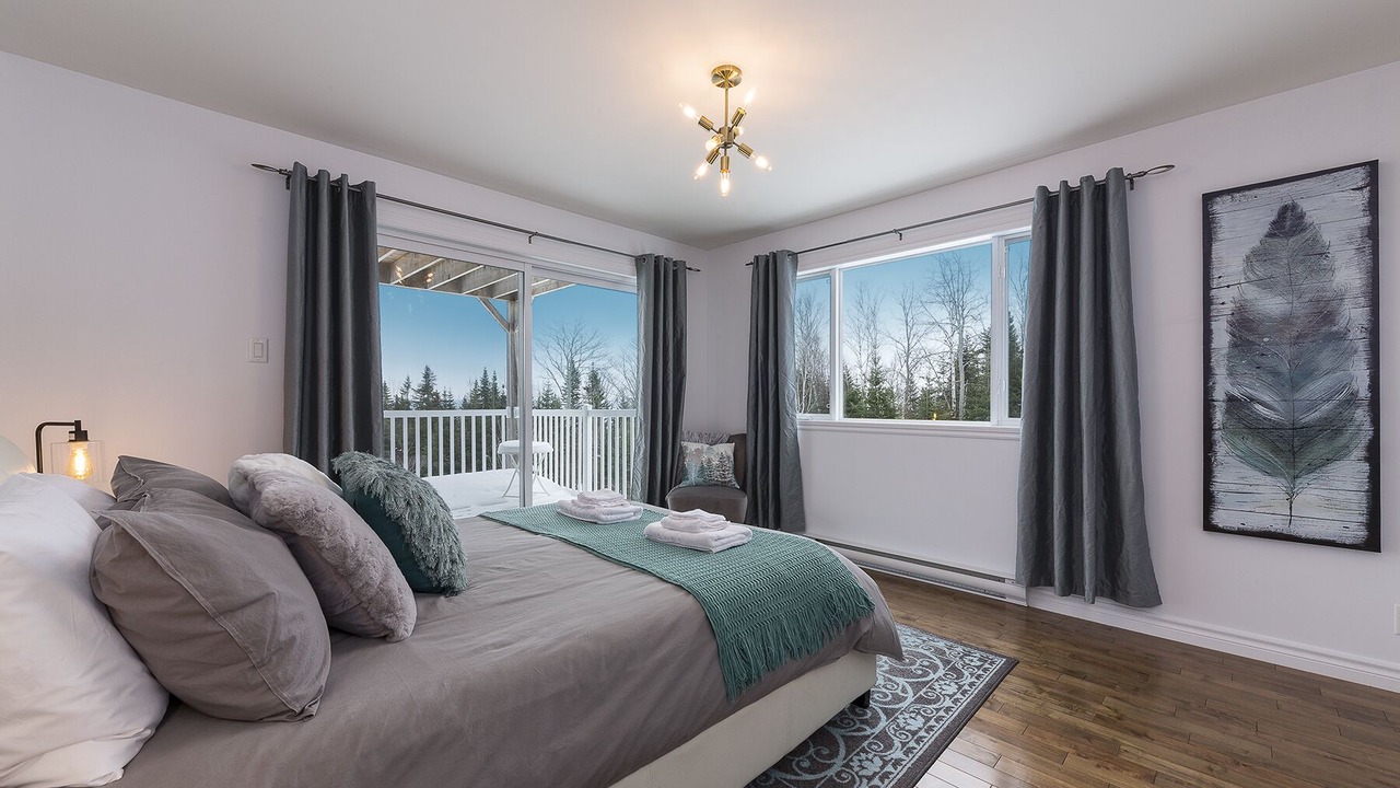 Photo of Bedroom in Petite-Riviere-Saint-Francois
