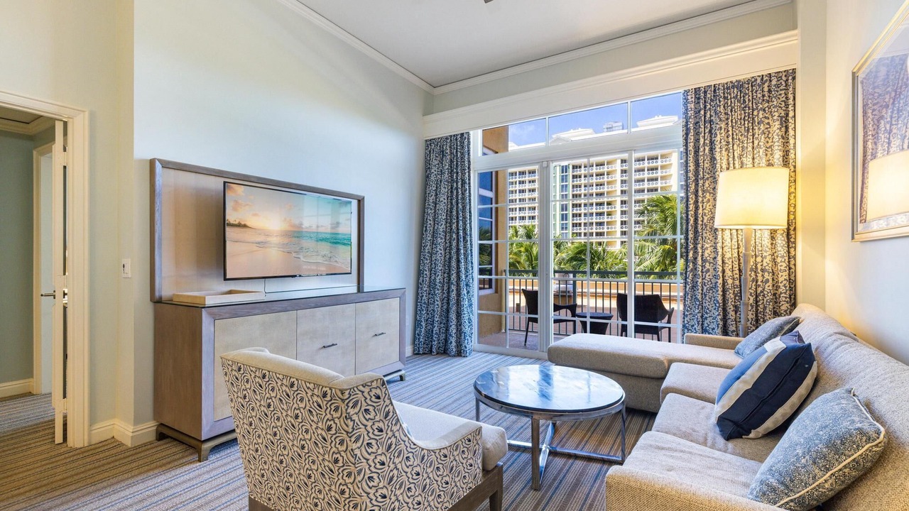 Photo of Livingroom in Key Biscayne