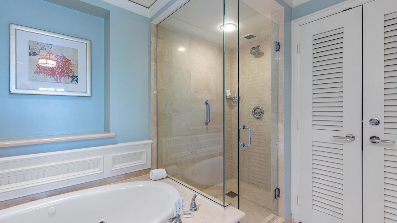 Photo of Bathroom in Key Biscayne