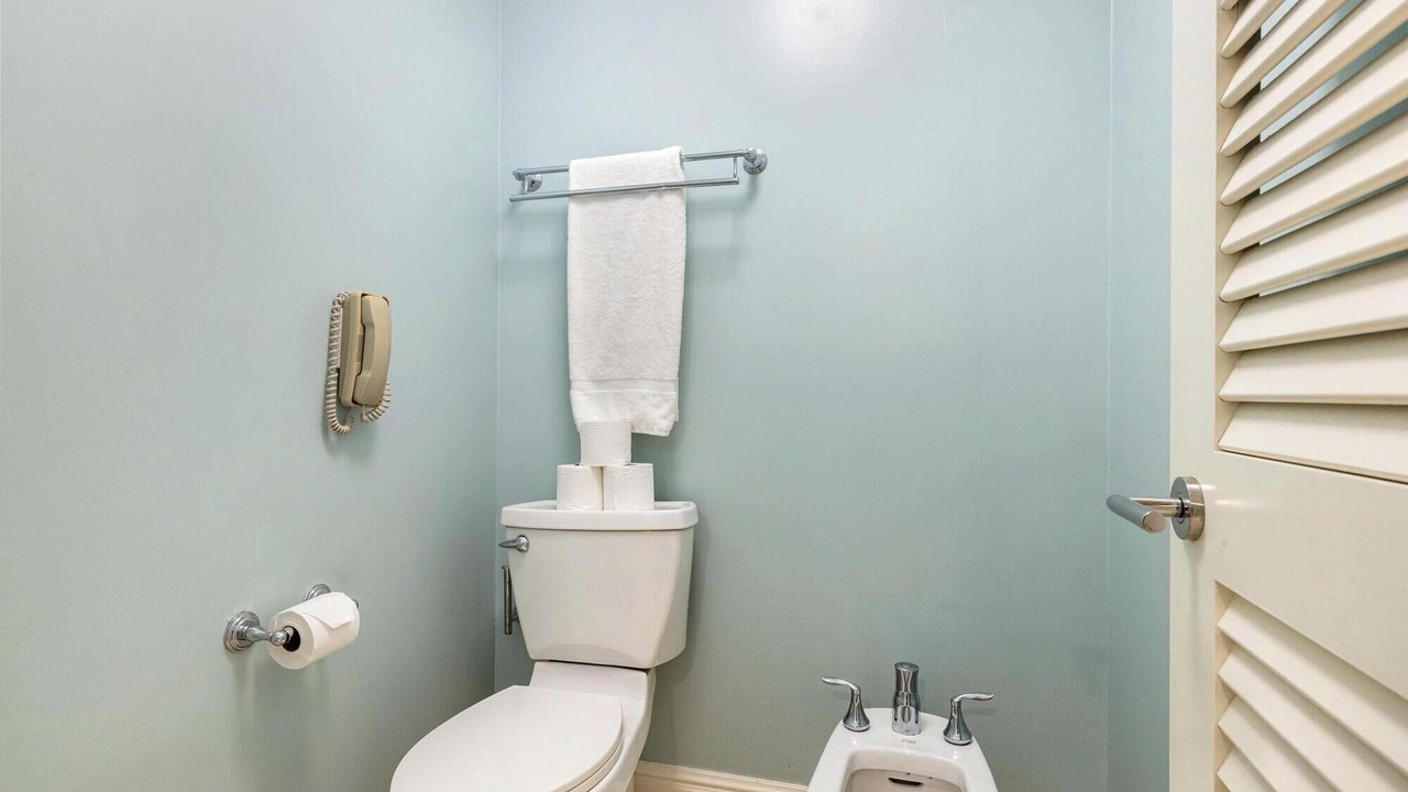 Photo of Bathroom in Key Biscayne