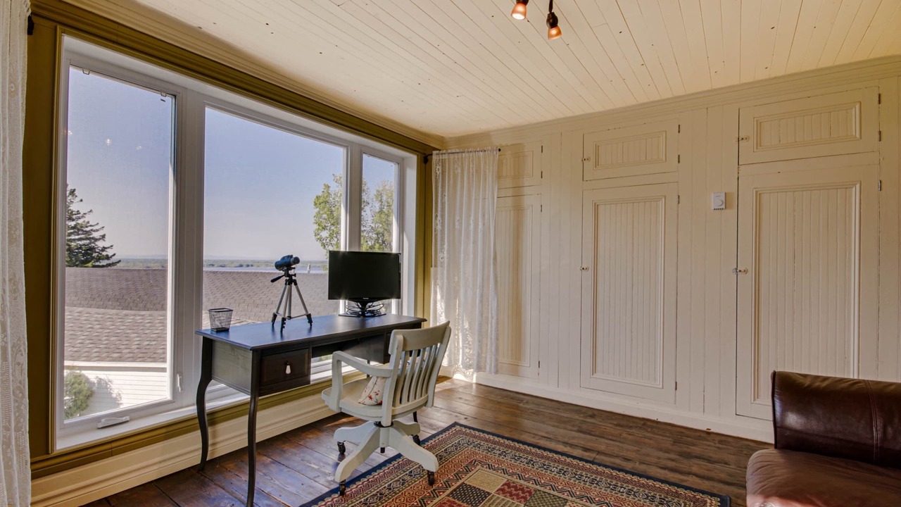 Photo of Bedroom in Deschaillons-sur-St-Laurent