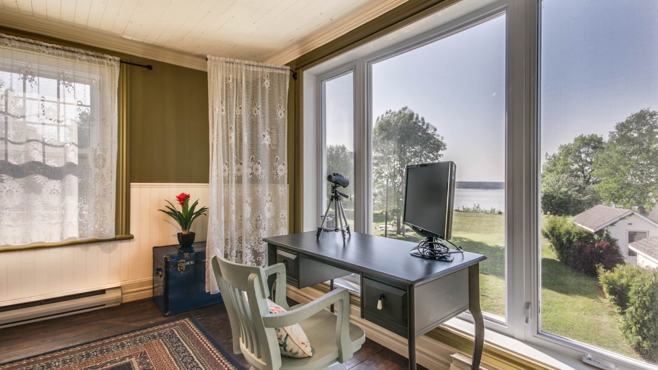 Photo of Bedroom in Deschaillons-sur-St-Laurent