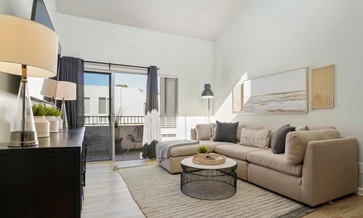 Photo of Livingroom in Serra Mesa