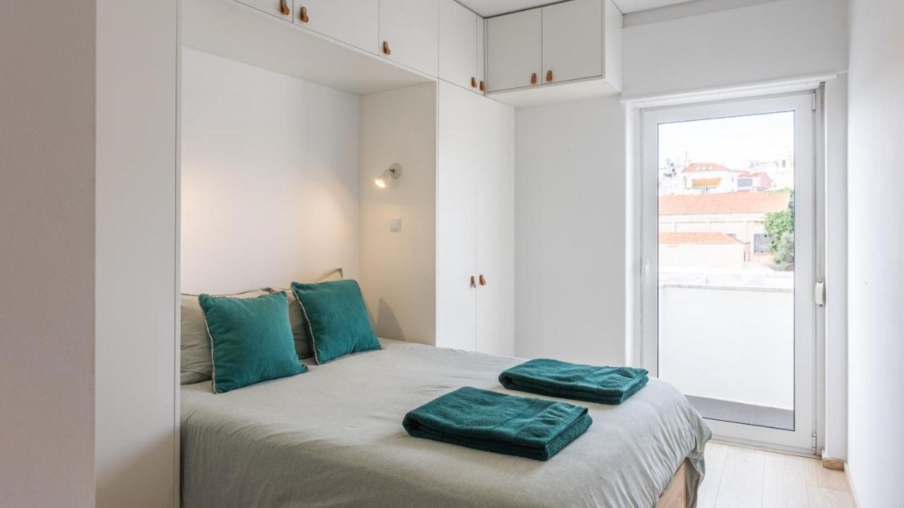 Photo of Bedroom in Linda-a-Velha