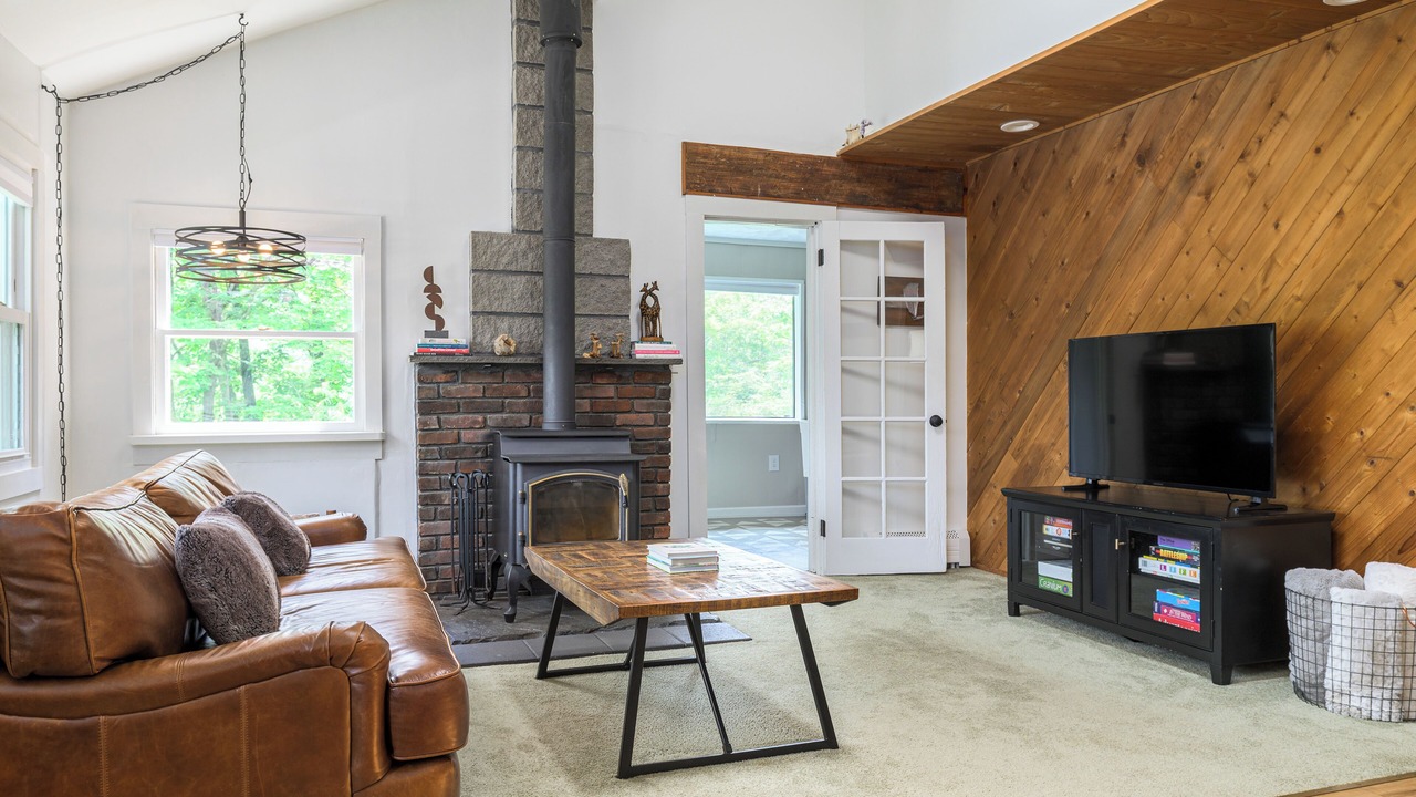 Photo of Livingroom in Putnam Valley