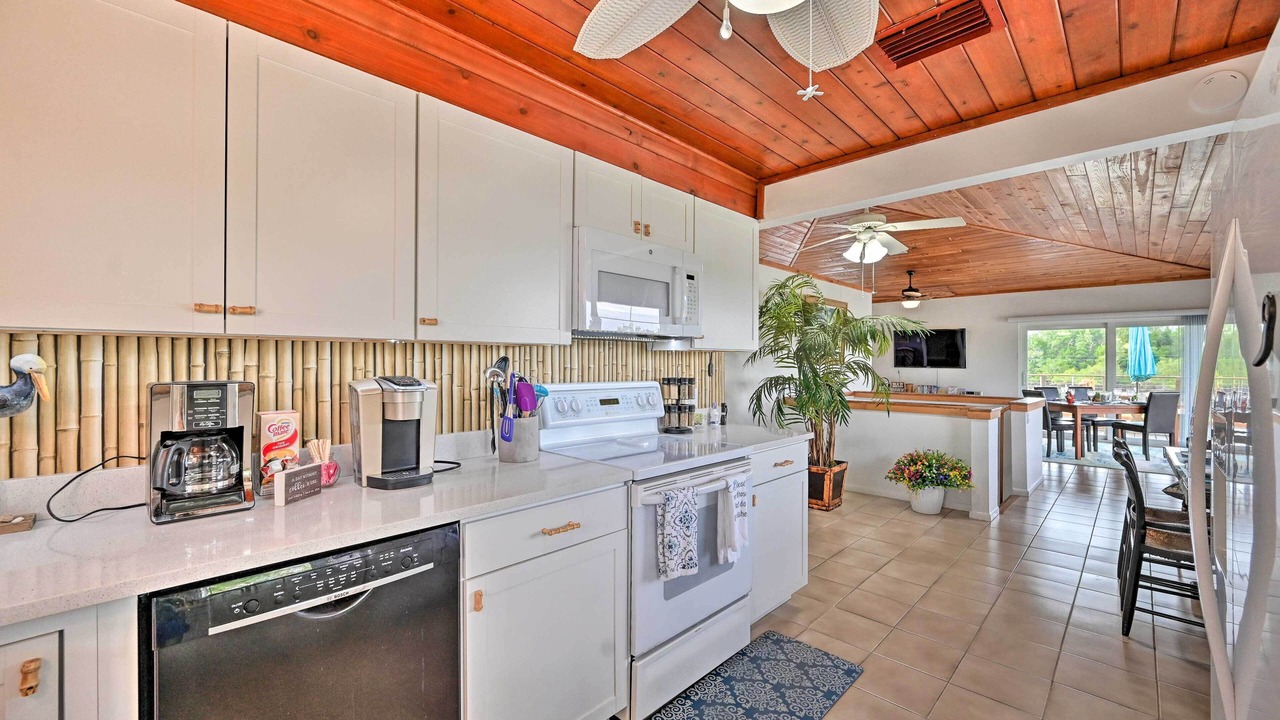 Photo of Kitchen in Everglades City