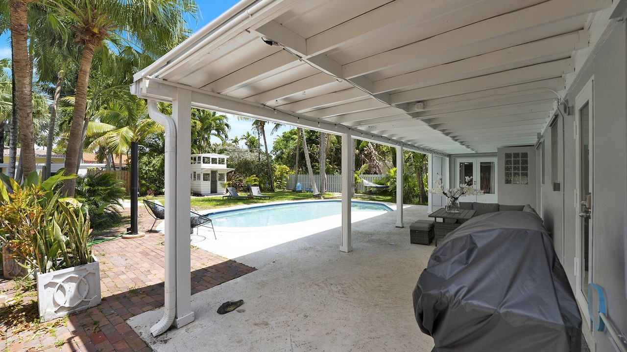 Photo of Patio Balcony in South Lake