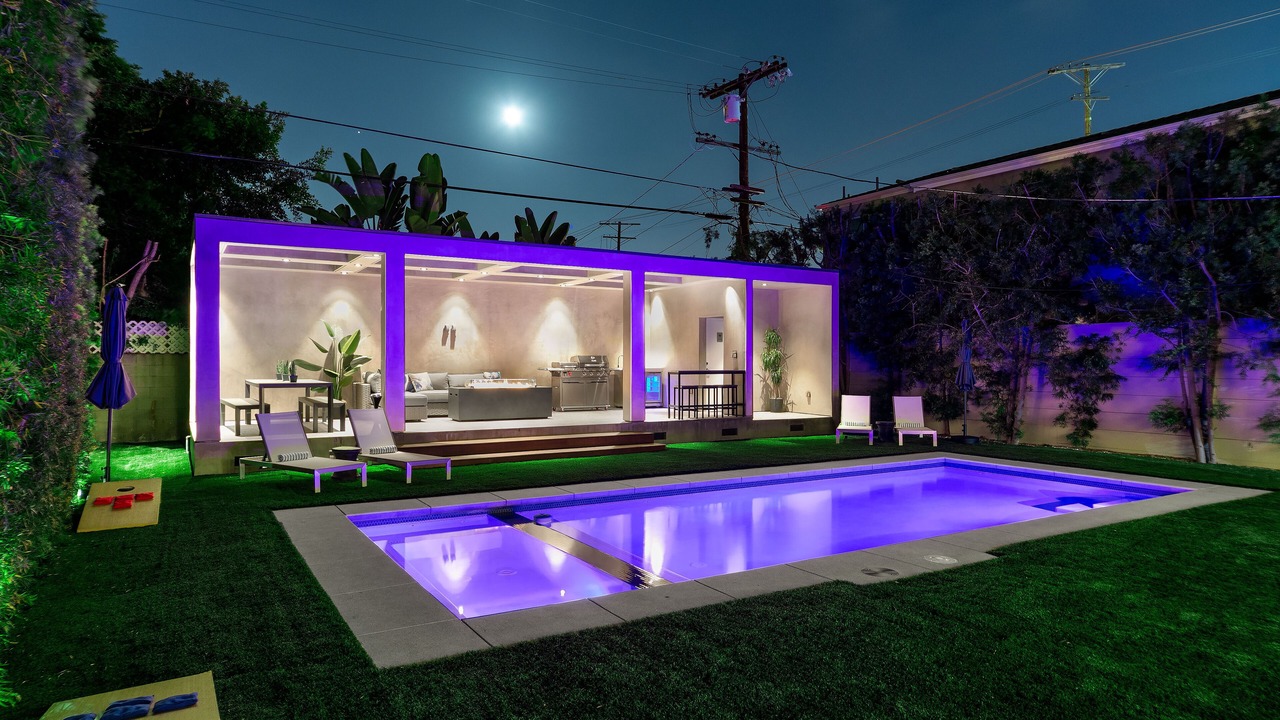 Photo of Outdoor in Melrose