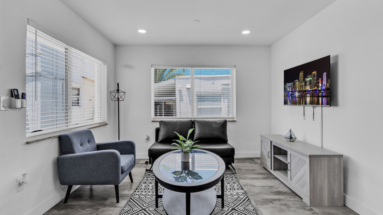 Photo of Livingroom in South Lake