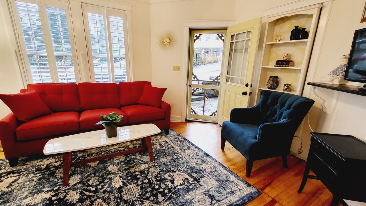 Photo of Livingroom in Chautauqua