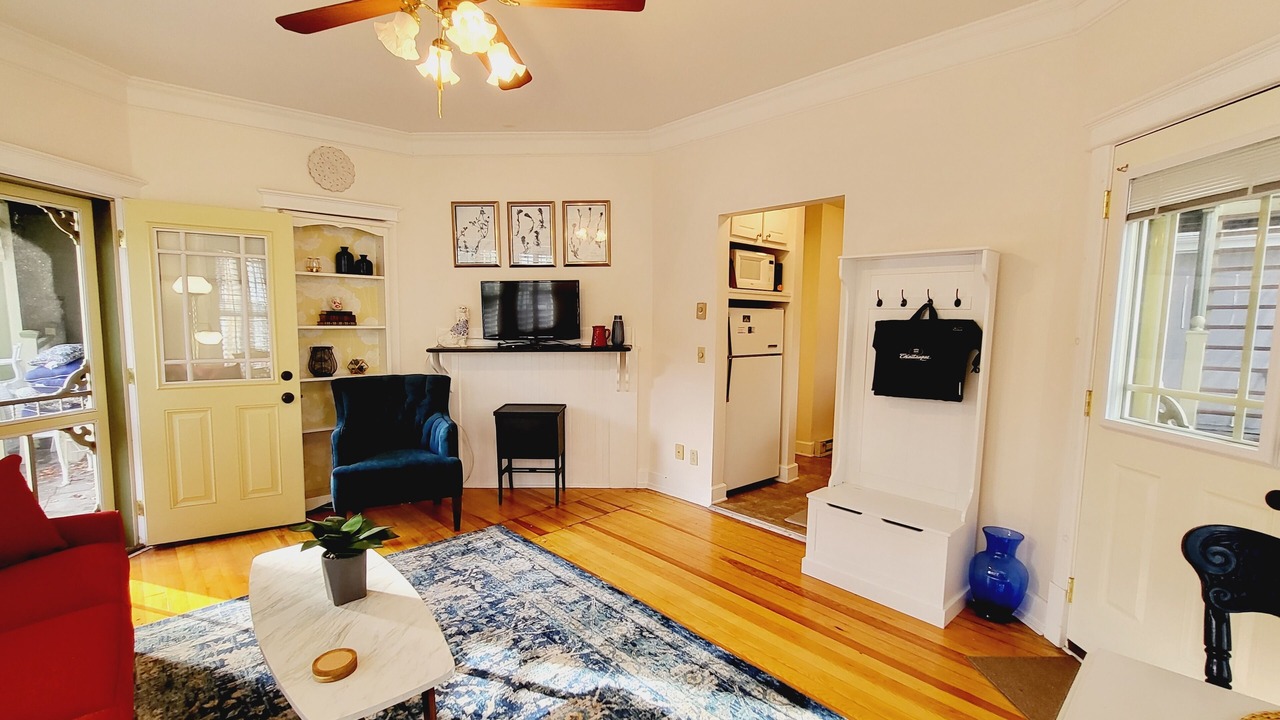 Photo of Livingroom in Chautauqua