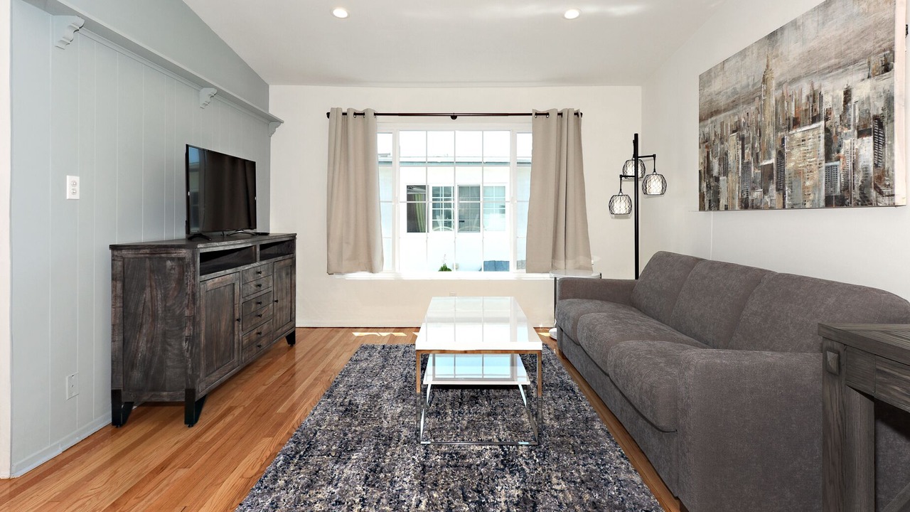 Photo of Livingroom in Mar Vista